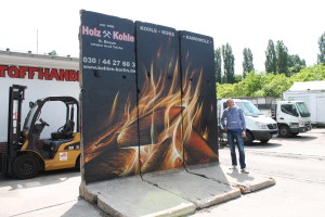 Laurus bei der Mauergestalltung Teil 2